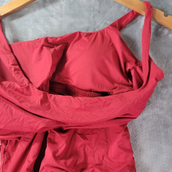 bundle Women‎ Red Gray Stretch Cami Tank Top M Layering Basic Everyday Casual - Picture 4 of 8